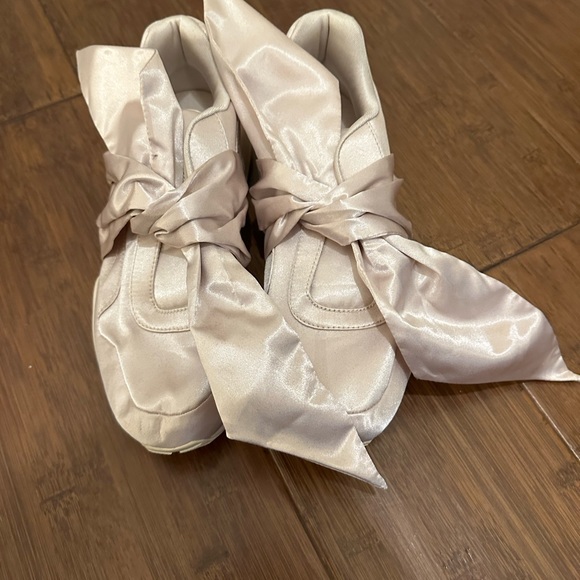 PUMA X FENTY BOW SHOES - Picture 2 of 5
